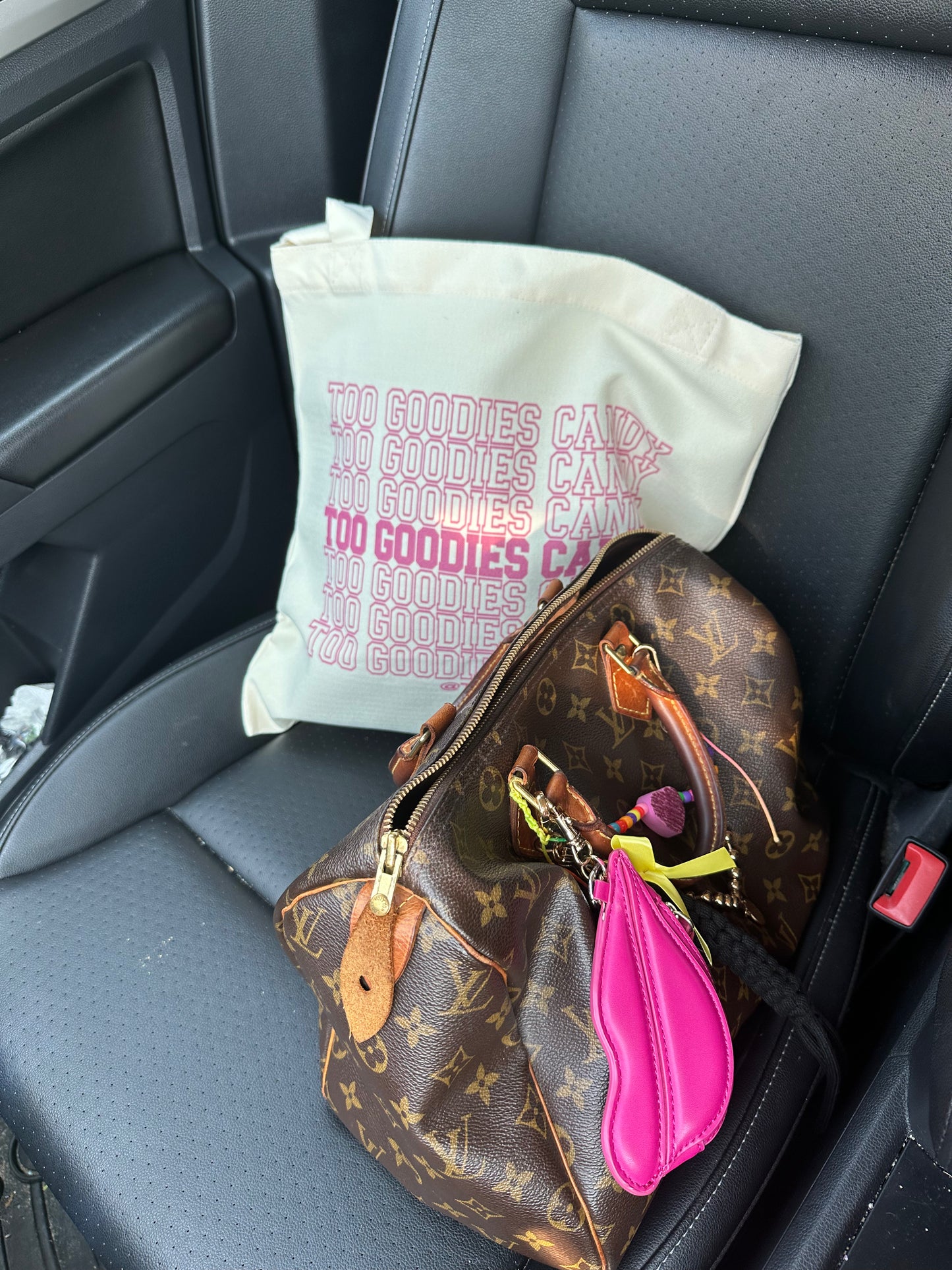 too goodies candy tote